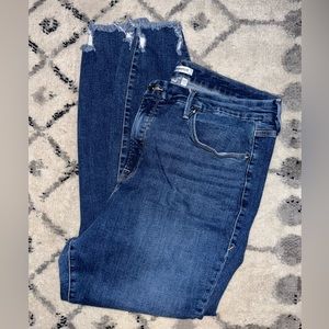 Good American Good Legs chewed hem denim size 20 jeans
